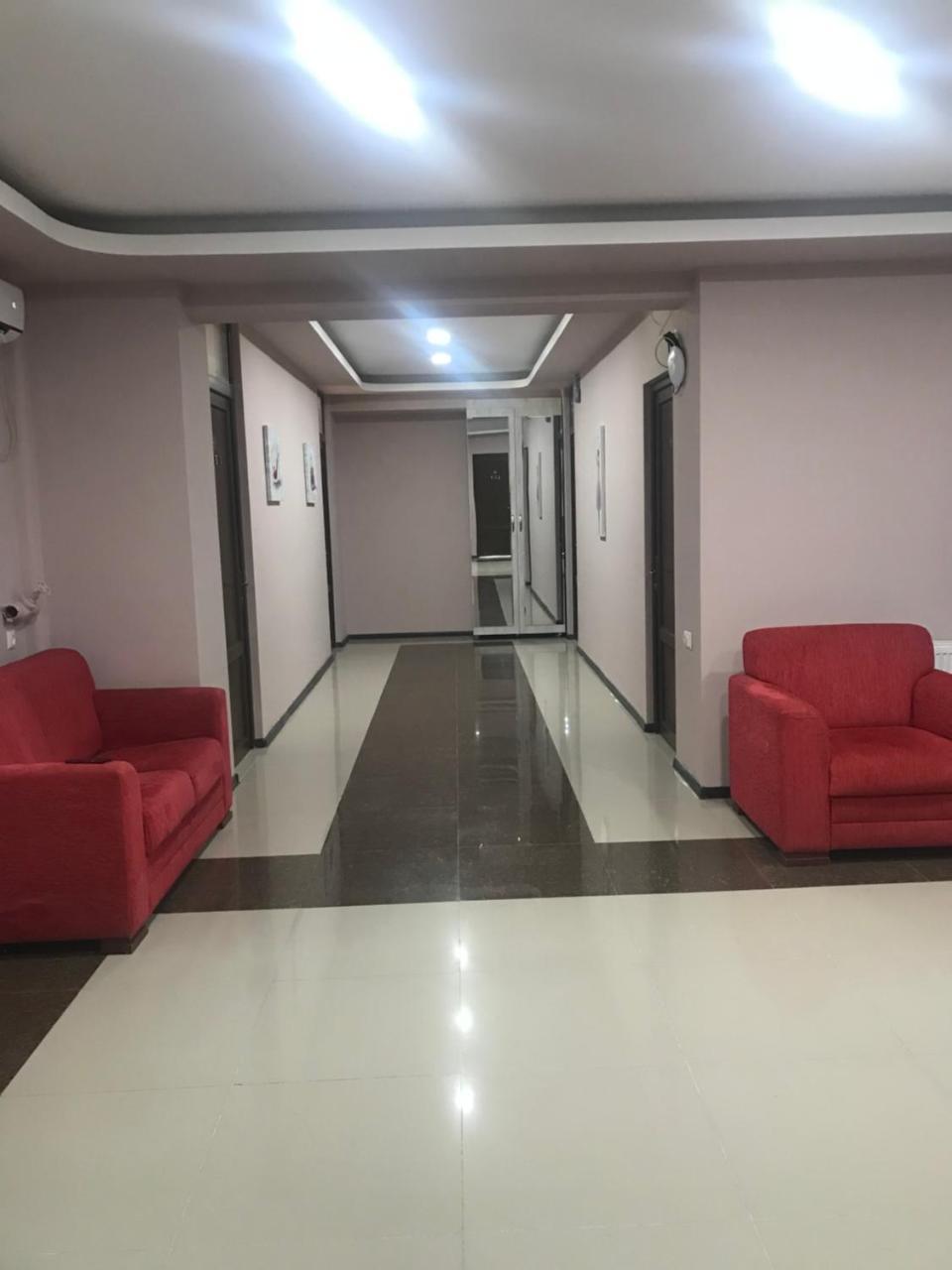 Hotel Caucasus Tbilisi Exterior foto